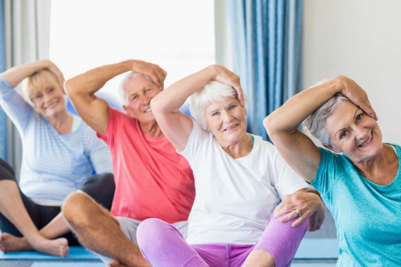 Exercices pour prévenir l'arthrose chez les seniors