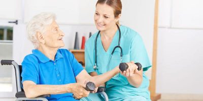 Perte d'autonomie des personnes âgées : quelle définition et quelles solutions